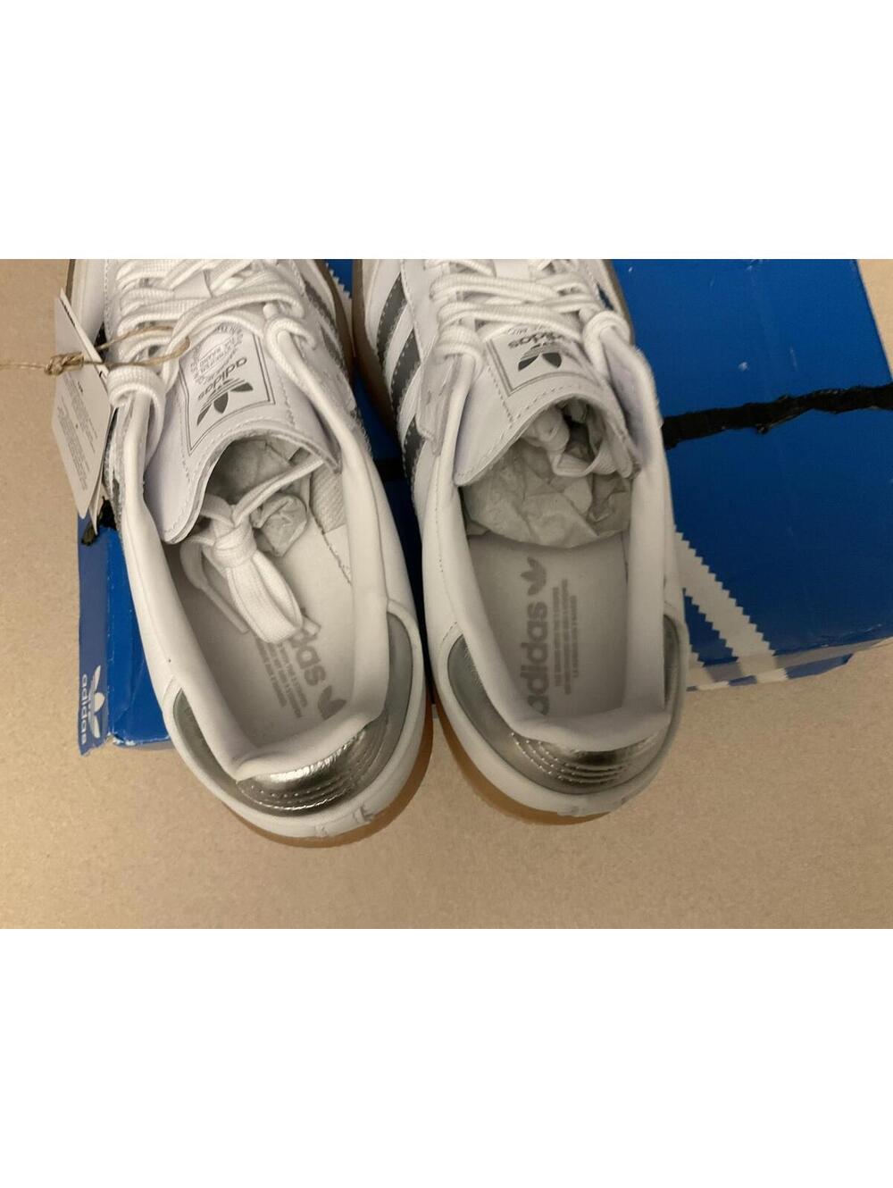 New! Womens Adidas Sambae Leather/Suede White/Metallic Silver Shoes. Size 7. - Picture 9 of 10